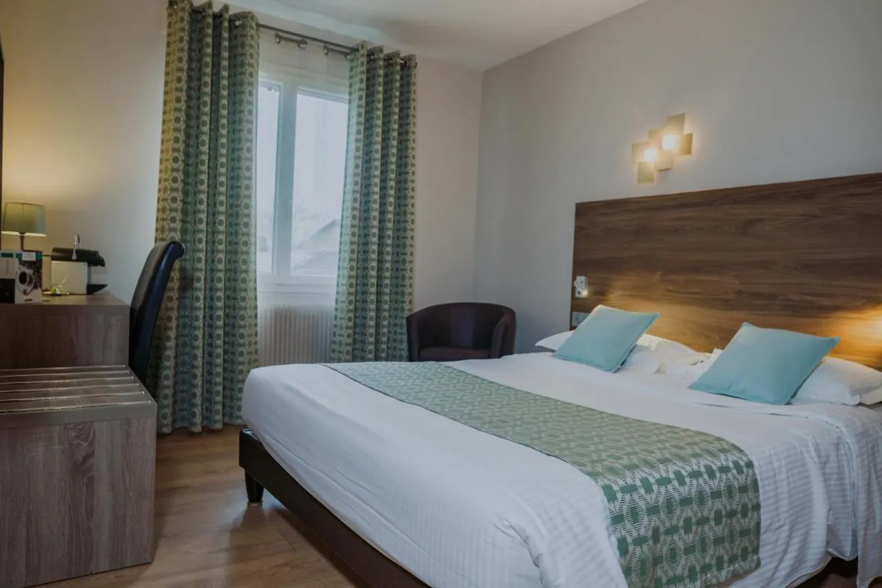 Logis Hotel Le Petit Casset La Boisse
