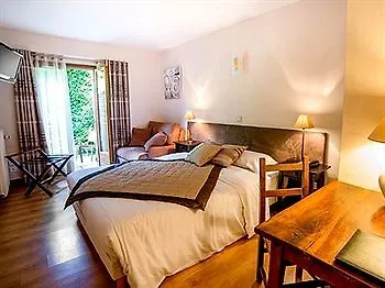 Logis Hotel Le Petit Casset La Boisse