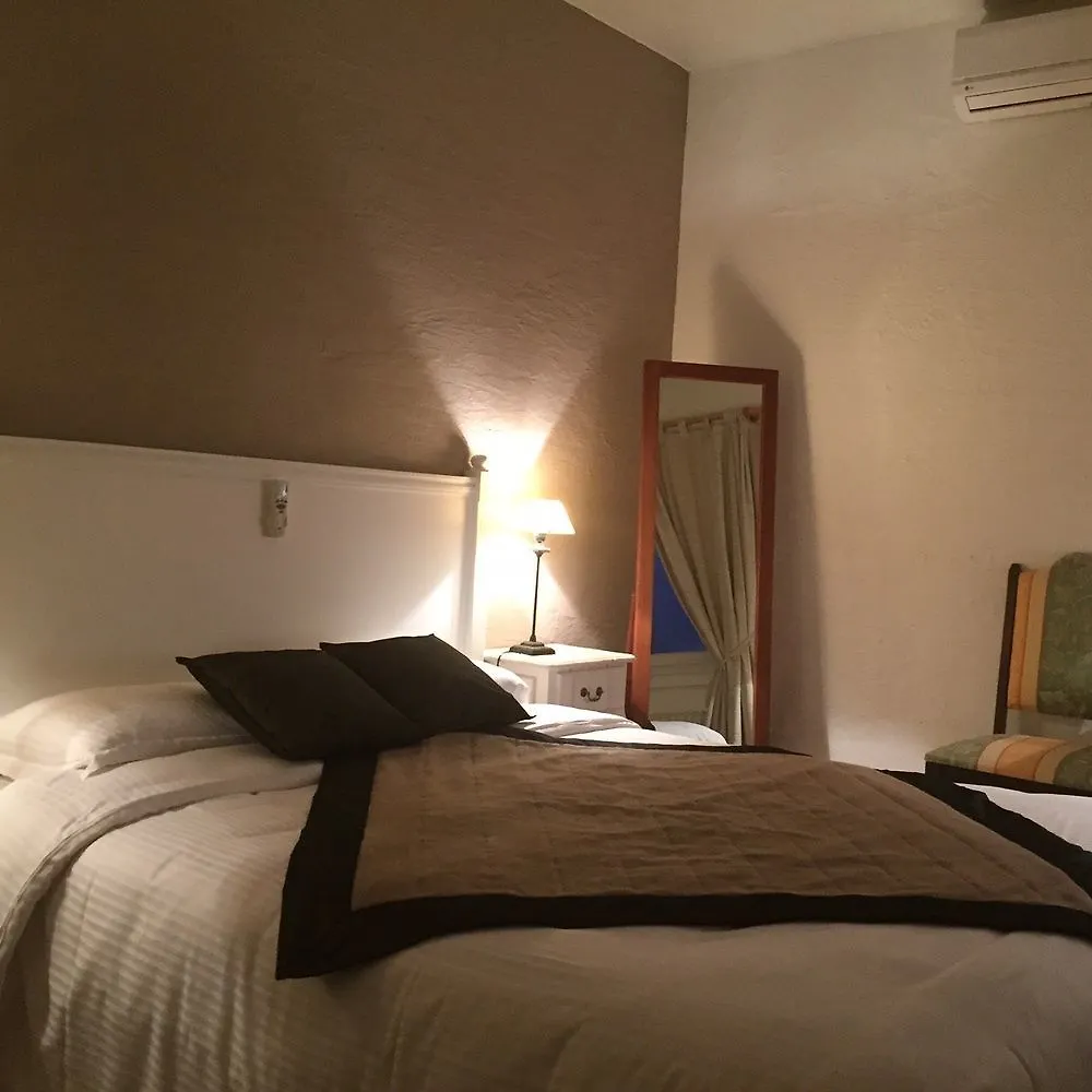 Logis Hotel Le Petit Casset La Boisse