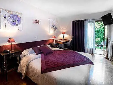 Logis Hotel Le Petit Casset La Boisse France