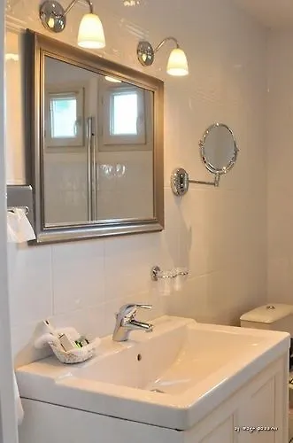 Logis Hotel Le Petit Casset La Boisse France