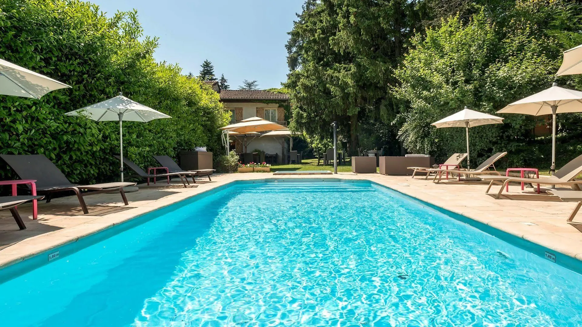 ***  Logis Hotel Le Petit Casset La Boisse France