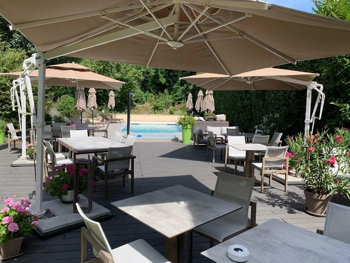Logis Hotel Le Petit Casset La Boisse