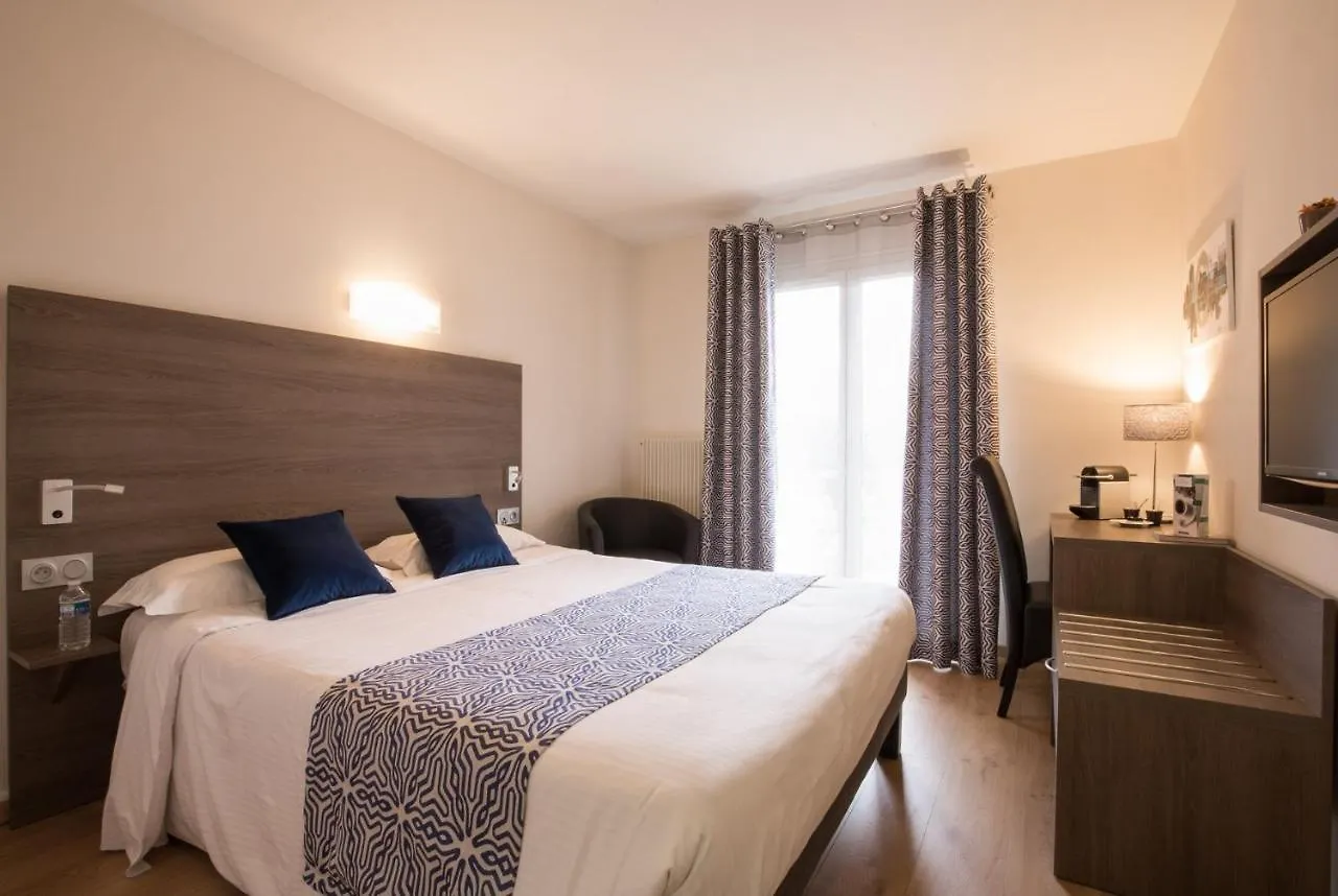 Logis Hotel Le Petit Casset La Boisse